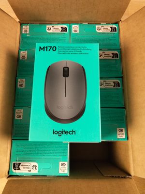 une boîte contenant une souris d'ordinateur