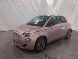 une Smart rose garée dans un garage