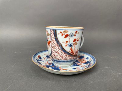 an image of a cup and saucer on a saucer