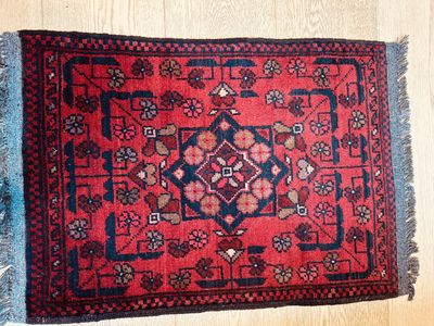 Tapis Afghan couleur rouge et bleu marine 0/60 X 0/40