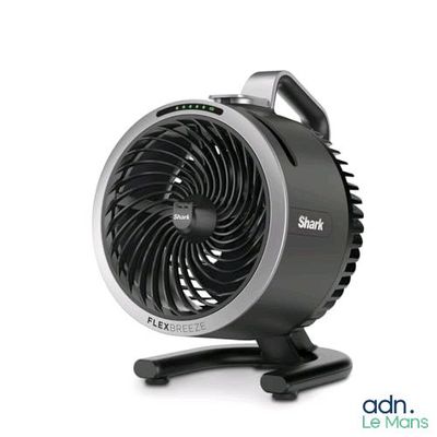 un petit ventilateur posé sur un pied