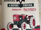 une affiche sur le mur d'un immeuble faisant la promotion d'un tracteur