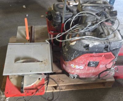 an image of a machine that is sitting on a pallet