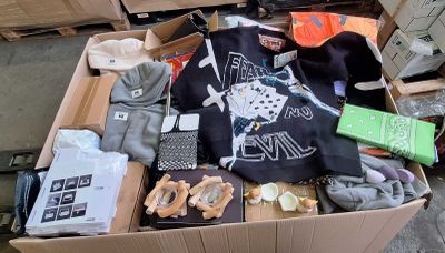 61 / 1 palette de 88 kg de mix (bandanas, éponges à ma… - Photo 1