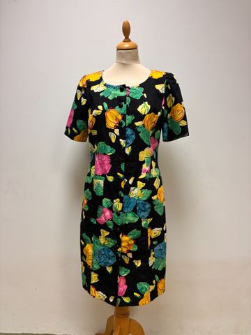 UNGARO Sola Donna Paris – Jolie robe d’été à motif floral sur fon...