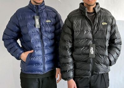 Lot à retirer à Décines-Charpieu (69150) ou expédition possi…