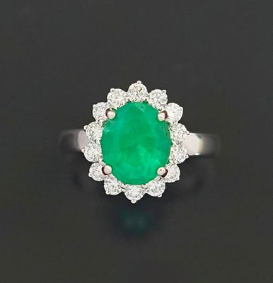 Bague en or gris 18K 750 millièmes ornée d'une émeraude de t…