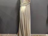 the back of a dress on a mannequin mannequin mannequin mannequin mannequin mannequin mannequin mannequin mann