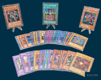 a lot of cards that are sitting on a table