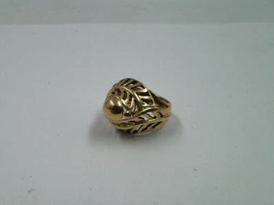 Bague or à tourbillon poids 7,6 gr taille 45 conservée en ba…