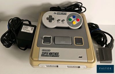 une manette de jeu vidéo posée sur une boîte