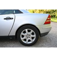 MERCEDES BENZ SLK 230. 1ère date d’immatriculation le 10. (photo 5)