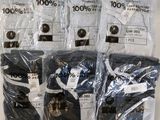 quatre sachets de sous-vêtements pour hommes sont emballés dans du plastique