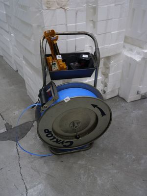 1 Cercleuse Portable Sur Batterie + 1 Chariot DE Cerclage PL…