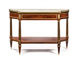 une petite table avec un plateau en verre sur fond blanc