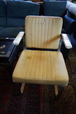 Fauteuil en métal chromé, assise en porte-à-faux