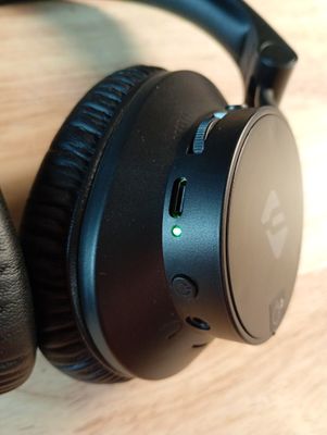 DH2040//Casque TV Muse PACK DEUX AVEC BASE DE CHARGEMENT ET …