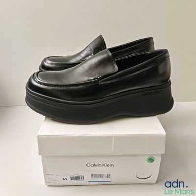 Paire de mocassins CALVIN KLEIN, P.
