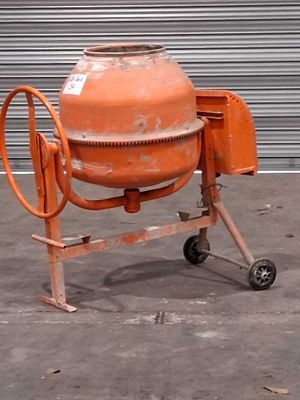 Bétonnière électrique IRBAL 160 litres Année 2018(Lot vendu … - Photo 1