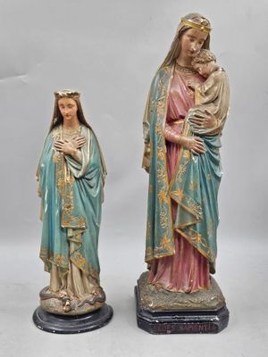 159 / P1 / Deux vierges en platre peint ht 43 et 34 cm… - Photo 1