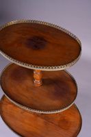 Desserte tripode en acajou et placage d’acajou dite « servit… (photo 2)