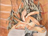 un tableau représentant un oiseau posé sur une table avec des fleurs
