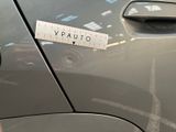 a sticker on the door of a car that says v paulo