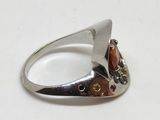 bague en argent sterling ornée d'une grenat sertie au centre