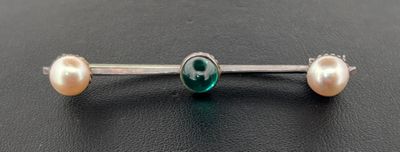 Broche barrette en argent sertie d'un cabochon de pierre verte et de d