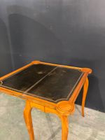 VRIZ, table à jeu style Louis XV à piètement galbé, plateau … (photo 5)