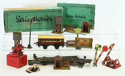 HORNBY et divers échelle 0, ensemble d'accessoires en l'état,