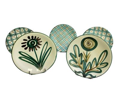 Robert PICAULT (1919-2000) Deux assiettes en céramique émail…