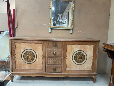 TRAVAIL FRANÇAIS 1950 Enfilade en chêne patiné à la céruse à…