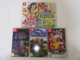 plusieurs jeux Nintendo Wii posés sur une table blanche