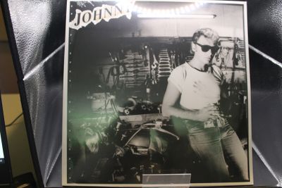 Johnny Hallyday "en pièce détachées"