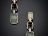 paire de boucles d'oreilles en jade sculpté et diamants, Chine, XXe siècle