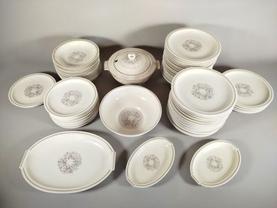 LIMOGES - Théodore HAVILAND : service de table en porcelaine…