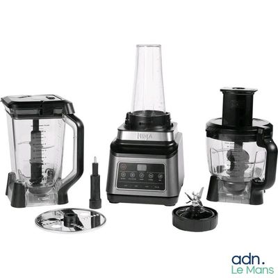 three blenders sitting next to each other on a white background