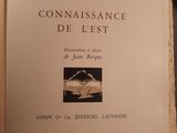un livre sur lequel figure l'image d'un cheval