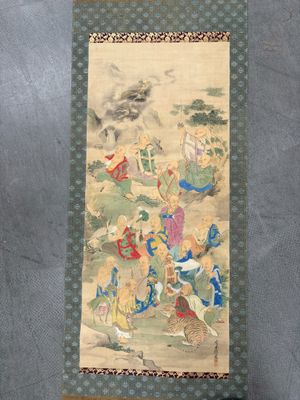 Grande peinture sur soie figurant des Lohans