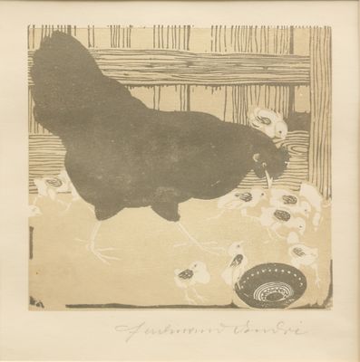 une photo d'un poulet posé par terre