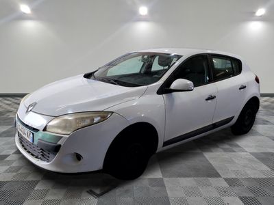 RENAULT - MEGANE III SOCIETE DCI 85 ECO2 AIR - GO - Mise en …
