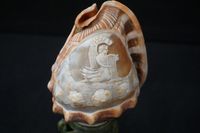 lampe à abat-jour avec un motif en camée – personnage mythol… (photo 3)