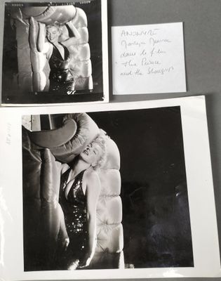 trois photographies en noir et blanc représentant une femme tenant un bébé dans ses bras