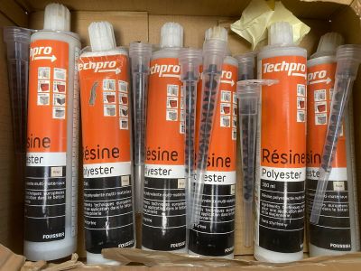 A L'ETUDE - LITIGE TRANSPORT - 6 tubes de colle résine polyester TECHP - Photo 1