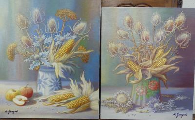 deux tableaux représentant du maïs et des pommes dans un vase posé sur une table