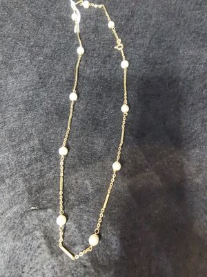 COLLIER en or 750/1000 orné de onze perles de culture