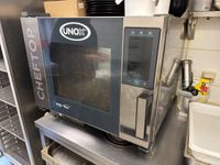 Four mixte professionnel UNOX CHEFTOP MIND.