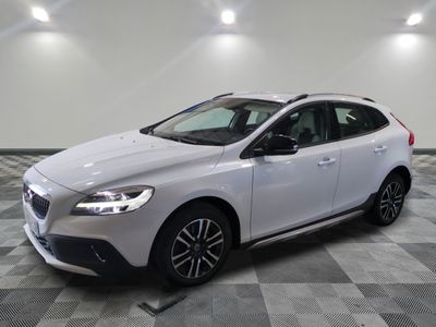 volvo v40 cross country 2 0 d4 r - design awd