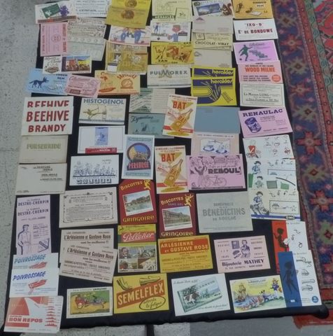 66 buvards différents (Gringoire, …)